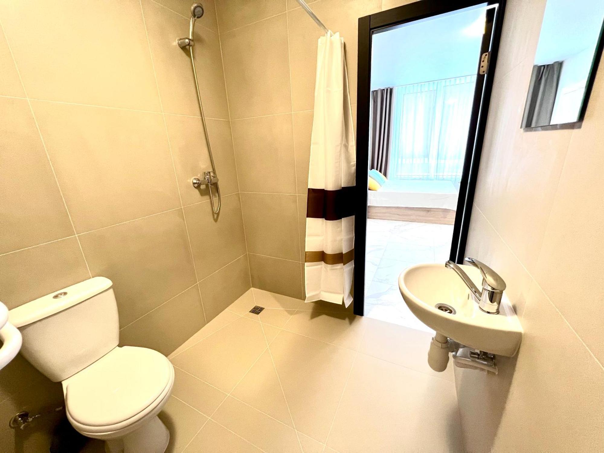 Osapart Hotel In A Complex Semycvit 4 Lviv Bagian luar foto
