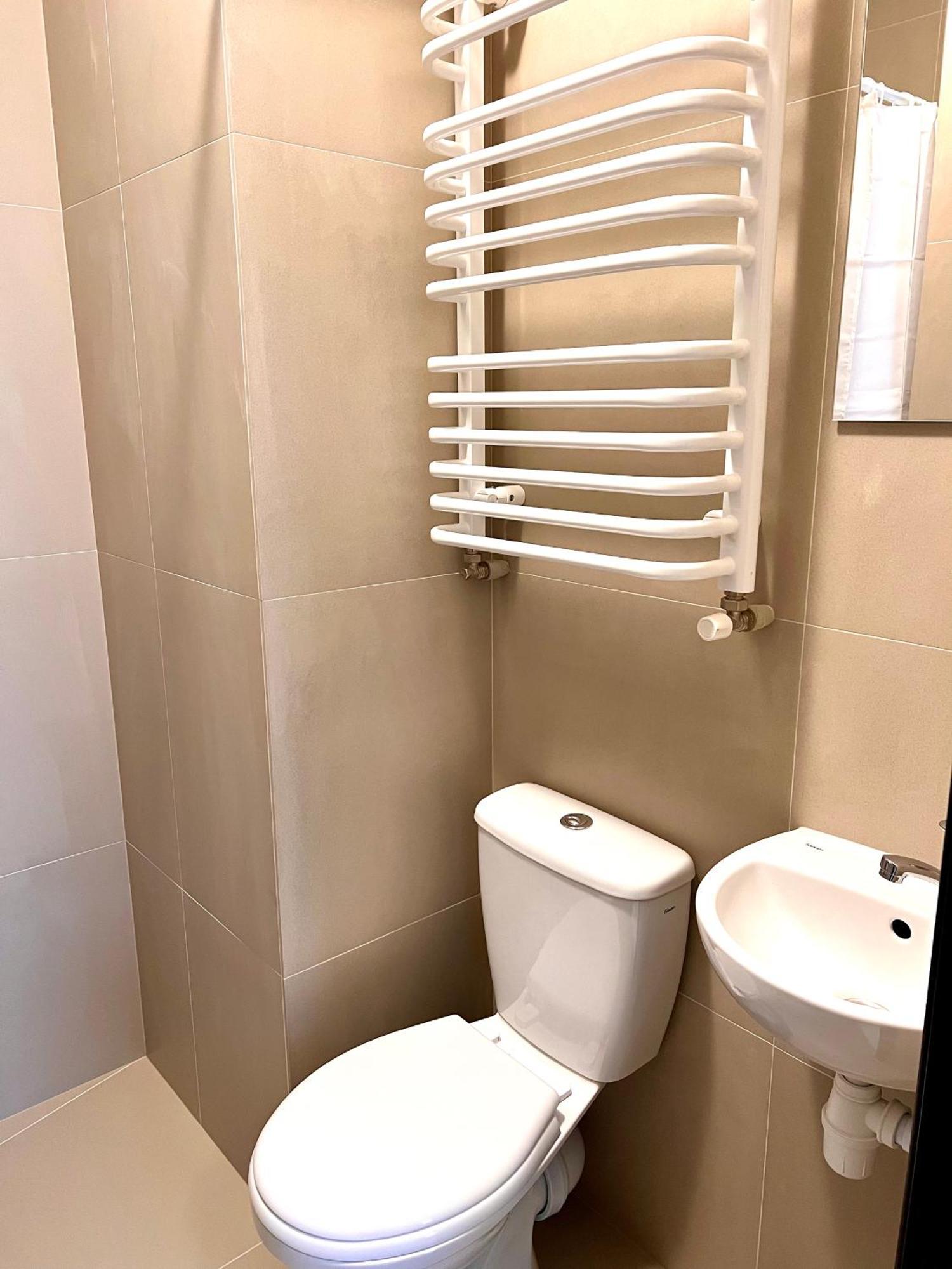 Osapart Hotel In A Complex Semycvit 4 Lviv Bagian luar foto