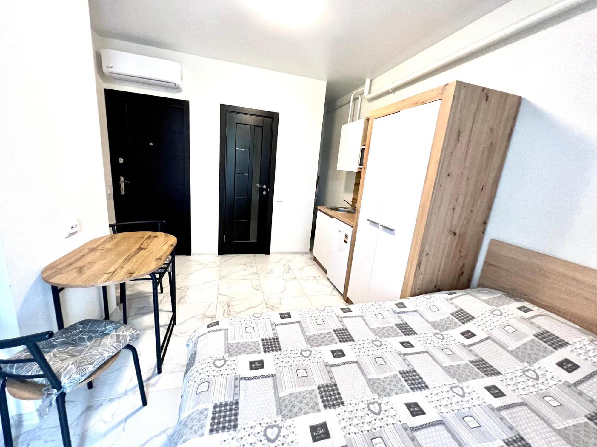 Osapart Hotel In A Complex Semycvit 4 Lviv Bagian luar foto